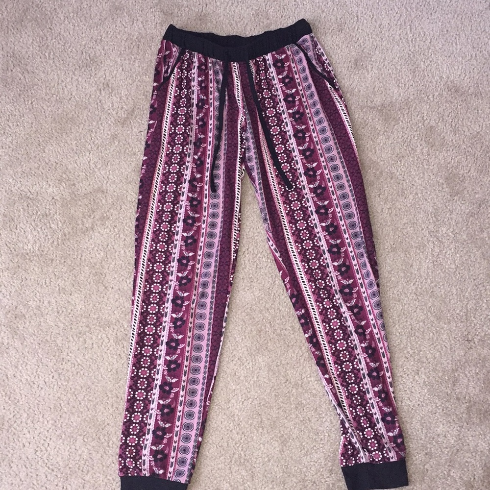 Pattern pants dark pink almost purple